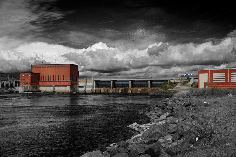 _MG_0054Yhen valotuksen HDR ja muuta säätöä fotarissa