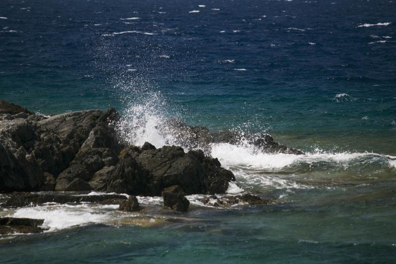 _MG_6210_aallot kallioon